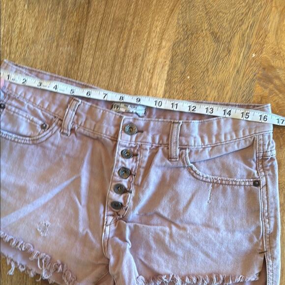 Free people runway slouch distressed denim shorts size 29 mauve - Picture 7 of 9